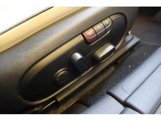 ＭＩＮＩ クーパーＳＤ　クラブマン　禁煙　ユアーズパッケージ　ＬＥＤライト　純正ＨＤＤナビ地デジＴＶ　ＢＣ車高調　ポカール１９インチ　ＡＣＣ　マルチファンクションステアリング　ラウンジレザー　ＰＤＣ　バックカメラ　セキュリティーアラーム（19枚目）