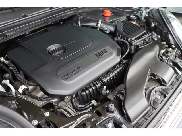 ＭＩＮＩ アイスブルーエディション　禁煙車　ＬＥＤライト　純正ＨＤＤナビ　バックカメラ　ＰＤＣ　純正１５インチアルミ　クロームラインエクステリア　マルチファンクションステアリング　ＥＴＣ　ＣＡＢＡＮＡシートカバー　マッドガード　キーレス（21枚目）