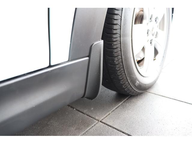 ＭＩＮＩ アイスブルーエディション　禁煙車　ＬＥＤライト　純正ＨＤＤナビ　バックカメラ　ＰＤＣ　純正１５インチアルミ　クロームラインエクステリア　マルチファンクションステアリング　ＥＴＣ　ＣＡＢＡＮＡシートカバー　マッドガード　キーレス（26枚目）