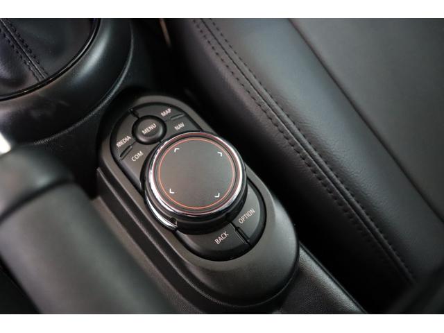 ＭＩＮＩ アイスブルーエディション　禁煙車　ＬＥＤライト　純正ＨＤＤナビ　バックカメラ　ＰＤＣ　純正１５インチアルミ　クロームラインエクステリア　マルチファンクションステアリング　ＥＴＣ　ＣＡＢＡＮＡシートカバー　マッドガード　キーレス（36枚目）