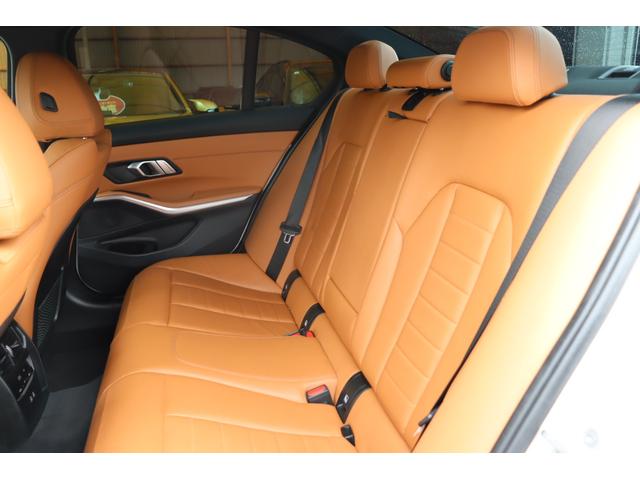 ３シリーズ ３３０ｉ　Ｍスポーツ　ハイラインパッケージ　禁煙車　ＬＥＤライト　コニャックレザー　ＭＰｅｒｆｏｒｍａｎｃｅエアロ・１９インチアルミ　純正ナビ　ＡＣＣ　ＰＤＣ　３６０カメラ　ＥＴＣ　マルチファンクションステアリング（15枚目）