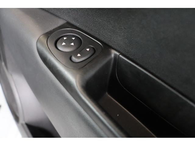 アバルト５９５ コンペティツィオーネ　禁煙　キセノン　ＨＫＳ車高調　ＲＡＹＳ１７インチ　Ｒ‘ｓＲａｃｉｎｇフロントスポイラー　クリアランスソナー　キーレス　ＥＴＣ　マルチファンクションステアリング　ドライブレコーダー　Ｆｏｒｇｅインテーク（35枚目）