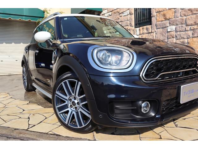 ＭＩＮＩ クーパーＳＤ　クロスオーバー　オール４　ユアーズパッケージ　ＬＥＤライト　ユアーズラウンジレザーシート　純正ＨＤＤナビ地デジＴＶ　ＡＣＣ　ＰＤＣ　コンフォートアクセス　ＥＴＣ　オートトランク　シートヒーター　純正１９インチ　ドライブレコーダ（8枚目）