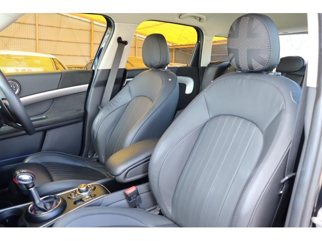 ＭＩＮＩ クーパーＳＤ　クロスオーバー　オール４　ユアーズパッケージ　ＬＥＤライト　ユアーズラウンジレザーシート　純正ＨＤＤナビ地デジＴＶ　ＡＣＣ　ＰＤＣ　コンフォートアクセス　ＥＴＣ　オートトランク　シートヒーター　純正１９インチ　ドライブレコーダ（15枚目）