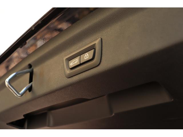 ＭＩＮＩ クーパーＳＤ　クロスオーバー　オール４　ユアーズパッケージ　ＬＥＤライト　ユアーズラウンジレザーシート　純正ＨＤＤナビ地デジＴＶ　ＡＣＣ　ＰＤＣ　コンフォートアクセス　ＥＴＣ　オートトランク　シートヒーター　純正１９インチ　ドライブレコーダ（20枚目）