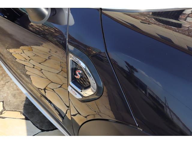 ＭＩＮＩ クーパーＳＤ　クロスオーバー　オール４　ユアーズパッケージ　ＬＥＤライト　ユアーズラウンジレザーシート　純正ＨＤＤナビ地デジＴＶ　ＡＣＣ　ＰＤＣ　コンフォートアクセス　ＥＴＣ　オートトランク　シートヒーター　純正１９インチ　ドライブレコーダ（27枚目）