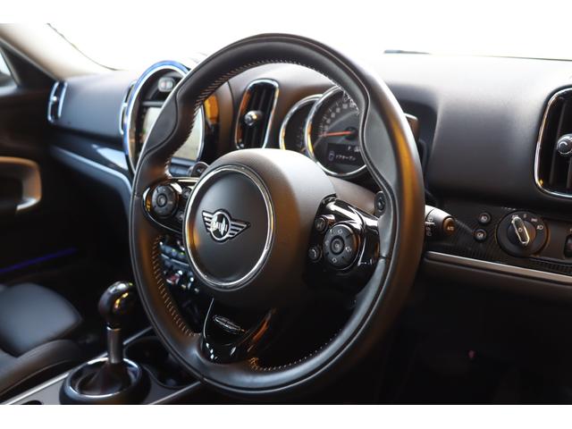 ＭＩＮＩ クーパーＳＤ　クロスオーバー　オール４　ユアーズパッケージ　ＬＥＤライト　ユアーズラウンジレザーシート　純正ＨＤＤナビ地デジＴＶ　ＡＣＣ　ＰＤＣ　コンフォートアクセス　ＥＴＣ　オートトランク　シートヒーター　純正１９インチ　ドライブレコーダ（34枚目）