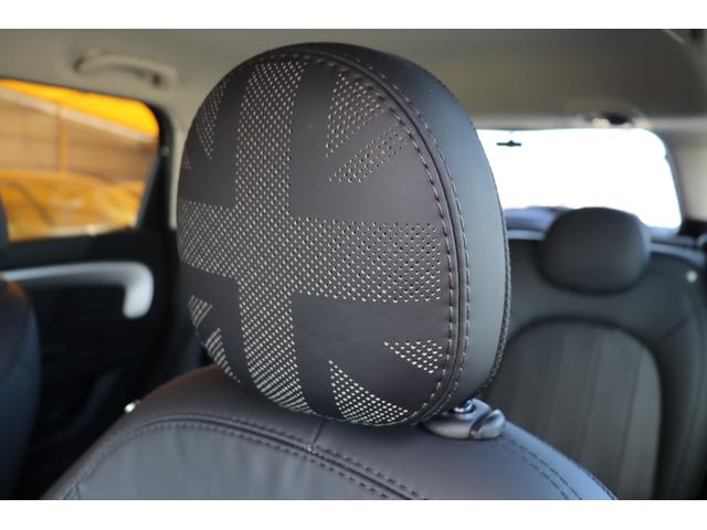 ＭＩＮＩ クーパーＳＤ　クロスオーバー　オール４　ユアーズパッケージ　ＬＥＤライト　ユアーズラウンジレザーシート　純正ＨＤＤナビ地デジＴＶ　ＡＣＣ　ＰＤＣ　コンフォートアクセス　ＥＴＣ　オートトランク　シートヒーター　純正１９インチ　ドライブレコーダ（49枚目）