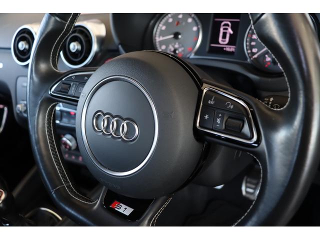 Ｓ１スポーツバック ベースグレード　禁煙車　キセノン　純正ナビ地デジＴＶ　ブラックレザー　シートヒーター　ＢＯＳＥサウンドシステム　クリアランスソナー　ＥＴＣ　マルチファンクションステアリング　コントラストルーフ　キーレス（27枚目）