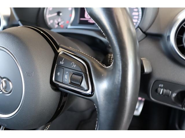 Ｓ１スポーツバック ベースグレード　禁煙車　キセノン　純正ナビ地デジＴＶ　ブラックレザー　シートヒーター　ＢＯＳＥサウンドシステム　クリアランスソナー　ＥＴＣ　マルチファンクションステアリング　コントラストルーフ　キーレス（28枚目）