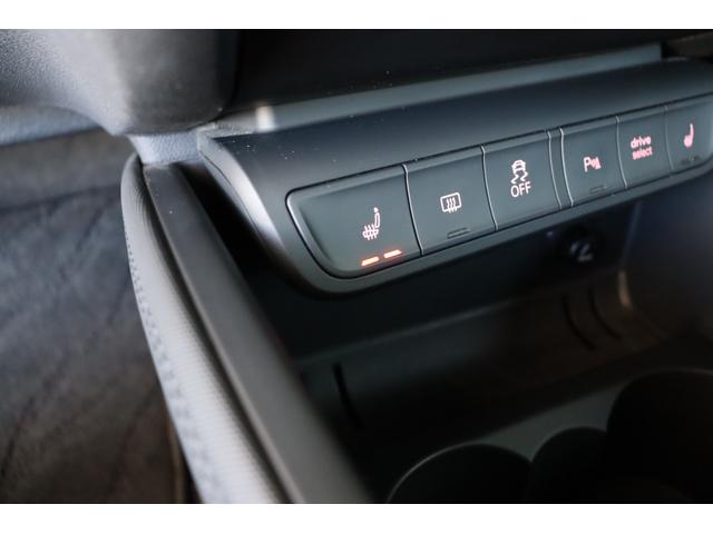 Ｓ１スポーツバック ベースグレード　禁煙車　キセノン　純正ナビ地デジＴＶ　ブラックレザー　シートヒーター　ＢＯＳＥサウンドシステム　クリアランスソナー　ＥＴＣ　マルチファンクションステアリング　コントラストルーフ　キーレス（37枚目）