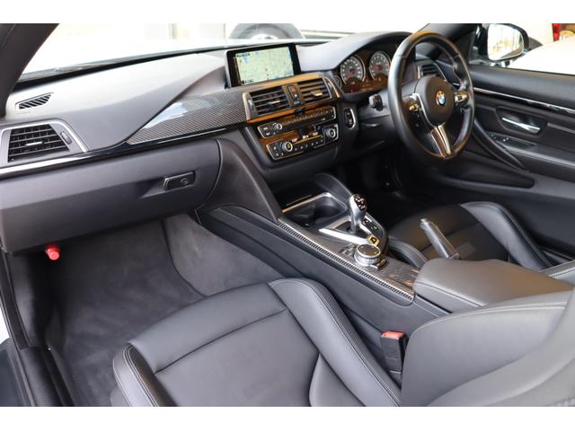 M4 M4クーペ 禁煙 LEDライト 純正HDDナビ地デジTV ブラックレザー アダクティブMサスペンション 純正19インチアルミ PDC バックカメラ クルーズコントロール パドルシフト ETC コンフォートアクセス(5枚目)