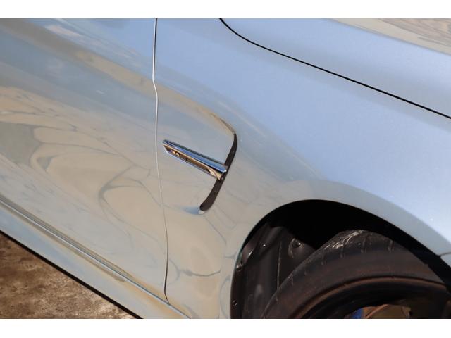 M4 M4クーペ 禁煙 LEDライト 純正HDDナビ地デジTV ブラックレザー アダクティブMサスペンション 純正19インチアルミ PDC バックカメラ クルーズコントロール パドルシフト ETC コンフォートアクセス(24枚目)