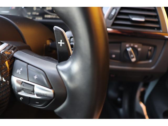 M4 M4クーペ 禁煙 LEDライト 純正HDDナビ地デジTV ブラックレザー アダクティブMサスペンション 純正19インチアルミ PDC バックカメラ クルーズコントロール パドルシフト ETC コンフォートアクセス(30枚目)