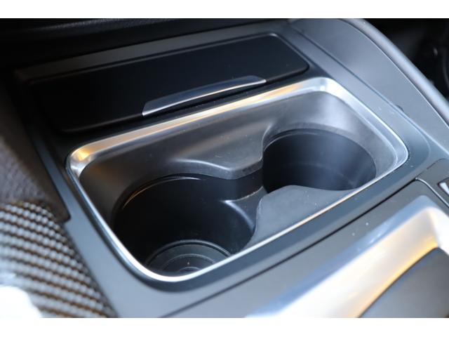 M4 M4クーペ 禁煙 LEDライト 純正HDDナビ地デジTV ブラックレザー アダクティブMサスペンション 純正19インチアルミ PDC バックカメラ クルーズコントロール パドルシフト ETC コンフォートアクセス(39枚目)