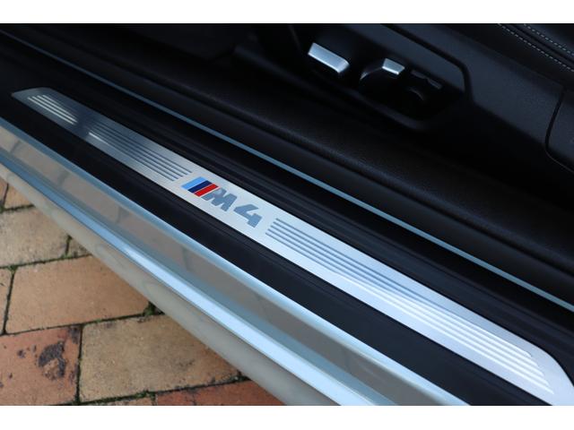 M4 M4クーペ 禁煙 LEDライト 純正HDDナビ地デジTV ブラックレザー アダクティブMサスペンション 純正19インチアルミ PDC バックカメラ クルーズコントロール パドルシフト ETC コンフォートアクセス(46枚目)