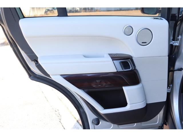 レンジローバー ３．０　Ｖ６　スーパーチャージド　ヴォーグ　禁煙ワンオーナー車　キセノン　ブラウンレザー　パノラマサンルーフ　純正２０インチアルミ　純正ナビ地デジＴＶ　クリアランスソナー　３６０カメラ　電動サイドステップ　ＥＴＣ　ウッドコンビステアリング（46枚目）