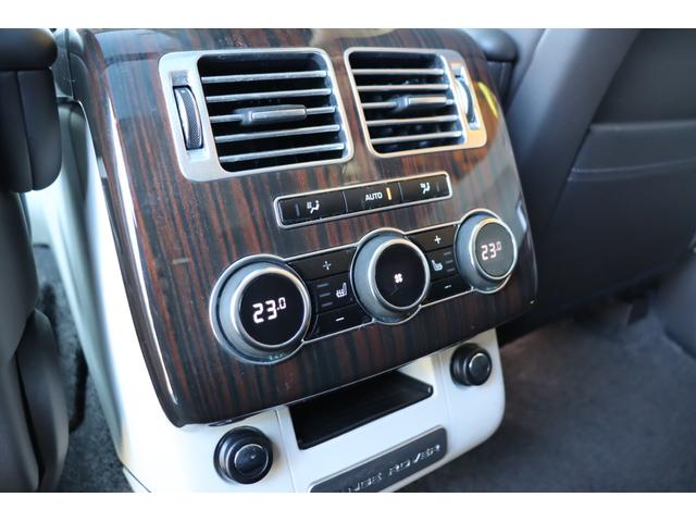レンジローバー ３．０　Ｖ６　スーパーチャージド　ヴォーグ　禁煙ワンオーナー車　キセノン　ブラウンレザー　パノラマサンルーフ　純正２０インチアルミ　純正ナビ地デジＴＶ　クリアランスソナー　３６０カメラ　電動サイドステップ　ＥＴＣ　ウッドコンビステアリング（48枚目）