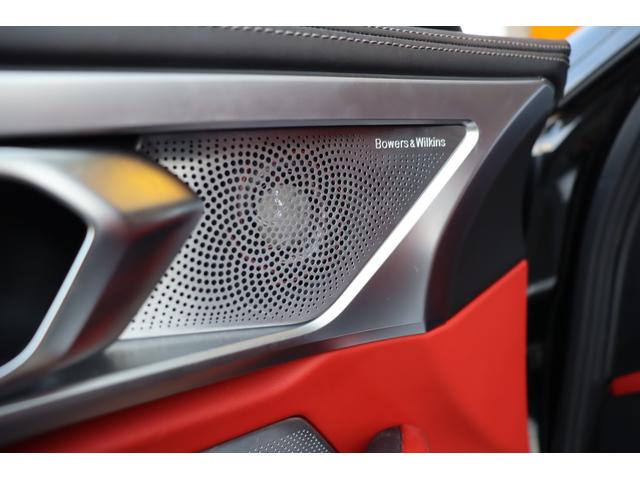 ８シリーズ Ｍ８５０ｉ　ｘＤｒｉｖｅクーペ　禁煙車　レーザーライト　フィオナレッド・ブラックレザー　Ｂｏｗｅｒｓ＆Ｗｉｌｋｉｎｓダイヤモンドサウンドシステム　ＥＴＣ　ＲＡＹＳ２０インチ　ＰＤＣ　ヘッドアップディスプレイ　ＡＣＣ　コンフォート（19枚目）