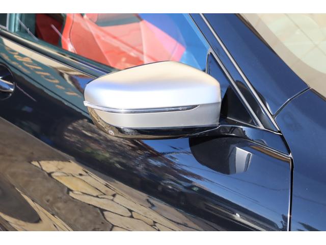 ８シリーズ Ｍ８５０ｉ　ｘＤｒｉｖｅクーペ　禁煙車　レーザーライト　フィオナレッド・ブラックレザー　Ｂｏｗｅｒｓ＆Ｗｉｌｋｉｎｓダイヤモンドサウンドシステム　ＥＴＣ　ＲＡＹＳ２０インチ　ＰＤＣ　ヘッドアップディスプレイ　ＡＣＣ　コンフォート（29枚目）