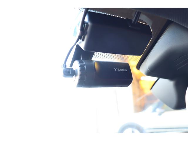 ８シリーズ Ｍ８５０ｉ　ｘＤｒｉｖｅクーペ　禁煙車　レーザーライト　フィオナレッド・ブラックレザー　Ｂｏｗｅｒｓ＆Ｗｉｌｋｉｎｓダイヤモンドサウンドシステム　ＥＴＣ　ＲＡＹＳ２０インチ　ＰＤＣ　ヘッドアップディスプレイ　ＡＣＣ　コンフォート（39枚目）