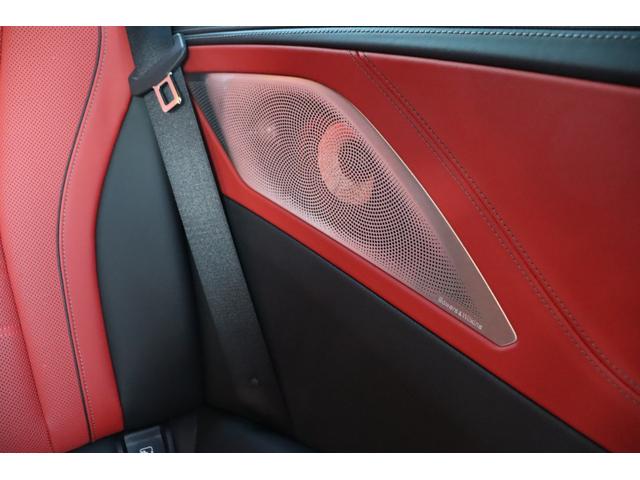 ８シリーズ Ｍ８５０ｉ　ｘＤｒｉｖｅクーペ　禁煙車　レーザーライト　フィオナレッド・ブラックレザー　Ｂｏｗｅｒｓ＆Ｗｉｌｋｉｎｓダイヤモンドサウンドシステム　ＥＴＣ　ＲＡＹＳ２０インチ　ＰＤＣ　ヘッドアップディスプレイ　ＡＣＣ　コンフォート（48枚目）