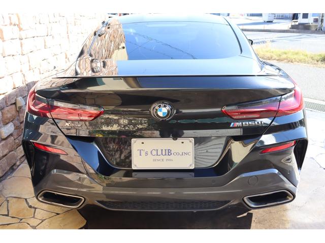 ８シリーズ Ｍ８５０ｉ　ｘＤｒｉｖｅクーペ　禁煙車　レーザーライト　フィオナレッド・ブラックレザー　Ｂｏｗｅｒｓ＆Ｗｉｌｋｉｎｓダイヤモンドサウンドシステム　ＥＴＣ　ＲＡＹＳ２０インチ　ＰＤＣ　ヘッドアップディスプレイ　ＡＣＣ　コンフォート（53枚目）