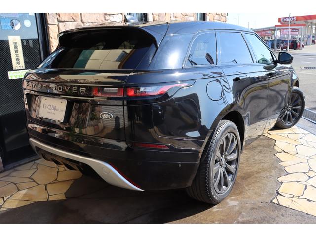 �O���F�̓T���g���[�j�u���b�N�ł��B