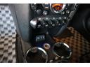 ジョンクーパーワークス　クーペ　アドバン１８インチ　ビルシュタイン車高調　ビジュアルブースト　Ｐｉｖｏｔブースト計　ＵＳマーカー　スーパーキャットレーダー　スポーツボタン　アルカンタラコンビステアリング　ＫＡＲＯマット(25枚目)