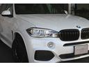 ｘＤｒｉｖｅ　３５ｄ　Ｍスポーツ　セレクトパッケージ　ワンオーナー　禁煙車　ＨＡＭＡＮＮアニバーサリーエボ２１インチアルミ　Ｈ＆Ｒサスペンション　パノラマサンルーフ　モカレザーシート(5枚目)