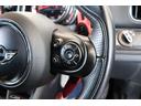ジョンクーパーワークス　クロスオーバー　禁煙　ＬＥＤライト　純正ＨＤＤナビ　ビルシュタイン車高調　Ｒ‘ｓＲａｃｉｎｇフロントスポイラー　Ｘ２用１９インチアルミ　ＡＣＣ　ヘッドアップディスプレイ　コンフォートアクセス　リアＰＤＣ　バックカメラ（30枚目）