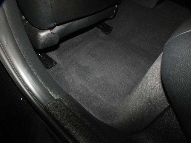 �������Y��ȏ�Ԃ�ۂ��Ă���܂��I