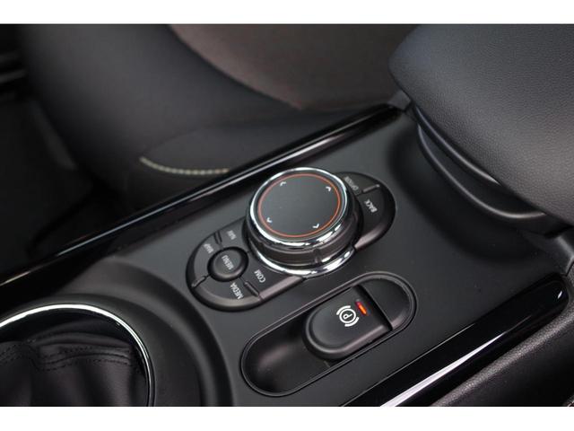 クーパー クラブマン NEW車高調アイバッハ NEW18インチブレイトンホイール NEWタイヤピレリ ナビ TV付 バックカメラ DVDプレーヤー コンフォートアクセス ミラーETC LEDライト デイライトコーディング(66枚目)