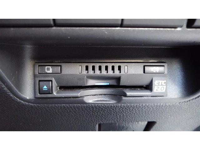 アクア Ｚ　クルコン　１オーナー　Ｂカメ　横滑り防止装置　盗難防止システム　スマートキー　ナビ　ＥＴＣ　寒冷地仕様　ＡＣ１００Ｖ電源　ＡＷ　ミュージックプレイヤー接続可　メモリーナビ　オートエアコン　エアバッグ（16枚目）