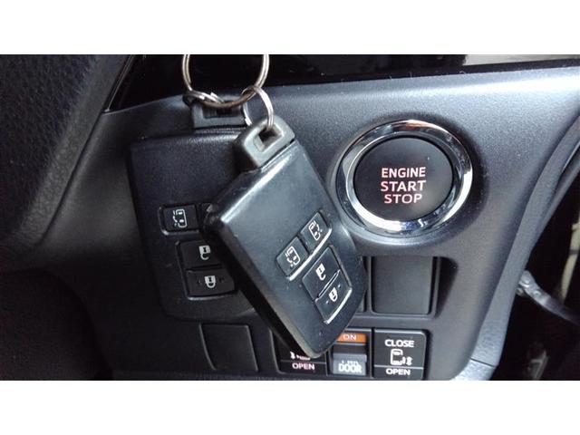 ノア Ｓｉ　ダブルバイビーＩＩＩ　バックＭ　両側オートスライドドア　イモビライザー　プリクラッシュＳ　ＬＥＤヘッドライト　リアエアコン　キーレス　エアバッグ　オートエアコン　デュアルエアバック　１オーナー　アルミホイール　ＡＢＳ（12枚目）