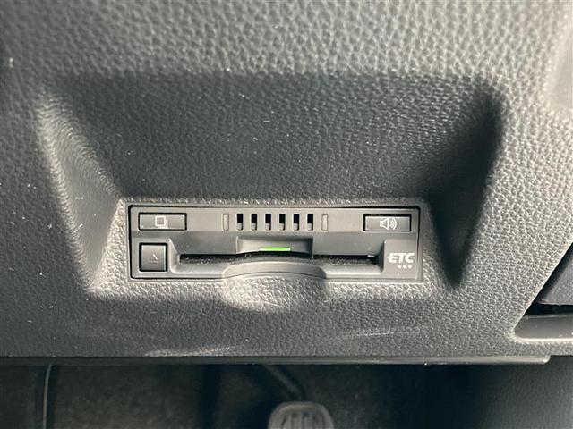 ヤリスクロス ハイブリッドZ ドライブレコーダ インテリジェントキー アルミホイル LEDライト 1オ-ナ- リアカメラ クルーズコントロール 横滑り防止システム ナビTV メモリーナビゲーション 電動シ-ト パワステ キーフリー(11枚目)