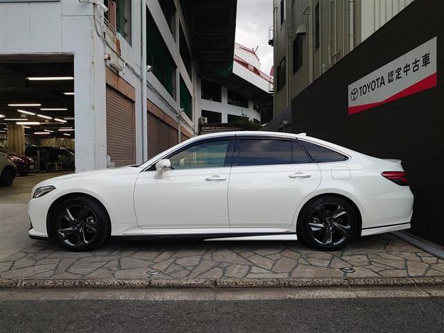 クラウンハイブリッド ＲＳ　リミテッド　ＬＥＤヘッドライト　サイドエアバッグ　１オーナー　盗難防止システム　Ｐシート　Ｂカメラ　エアバッグ　ＤＶＤ　ＡＢＳ　クルーズコントロール　キーレス　フルセグ　スマートキー　アルミホイール　メモリーナビ（4枚目）