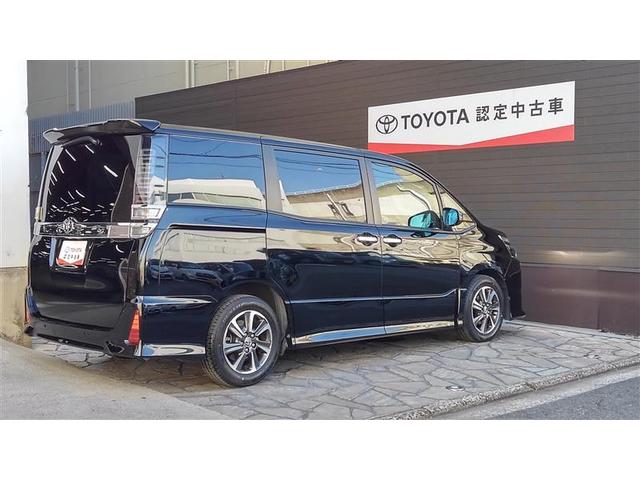 ヴォクシー ＺＳ　煌ＩＩＩ　プリクラッシュ　スマートキ　アイスト　ＤＶＤ再生機能　横滑り防止装置　ナビＴＶ　アルミ　三列シート　ＷＡＣ　盗難防止　オートエアコン　キーレス　ＥＴＣ装備　パワステ　メモリナビ　クルコン　ＡＢＳ（5枚目）