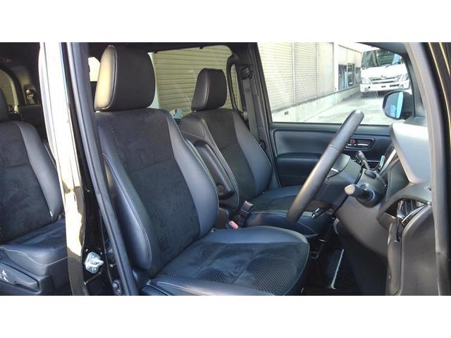 ヴォクシー ＺＳ　煌ＩＩＩ　プリクラッシュ　スマートキ　アイスト　ＤＶＤ再生機能　横滑り防止装置　ナビＴＶ　アルミ　三列シート　ＷＡＣ　盗難防止　オートエアコン　キーレス　ＥＴＣ装備　パワステ　メモリナビ　クルコン　ＡＢＳ（23枚目）