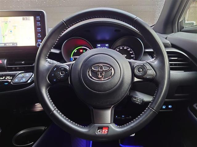 Ｃ－ＨＲ Ｓ　ＧＲスポーツ　バックガイドモニター　寒冷地仕様　ＬＥＤヘッドライト　フルセグＴＶ　クルコン　ドライブレコーダ　ナビ＆ＴＶ　スマートキー　ＥＴＣ　ＥＳＣ　オートエアコン　キーレス　エアバッグ　ワンオーナー　ＡＷ（17枚目）