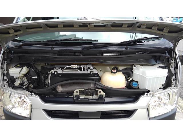 ハイエースバン DX プリクラッシュセーフティ ドラレコ エアバック フルセグTV リモコンキー ワンオーナー パワーステアリング セキュリティーアラーム ミュージックプレイヤー接続可 メモリナビ DVD ナビ&TV(7枚目)