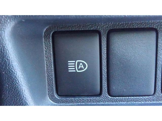 ハイエースバン スーパーGL ダークプライム フルフラットシート キーフリー オートエアコン アルミホイール Bカメ リアエアコン パワーウィンド 100V電源 LEDライト パワーステアリング ミュージックプレイヤー接続可 横滑防止 ナビTV(18枚目)