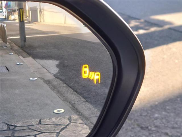 プリウス Aプレミアム 電動パワーシート 黒革シート AC100V アイドリングストップ機能 LEDライト 地デジフルセグ Rカメラ スマキー クルコン メモリナビ AC ETC キーレスエントリー イモビ アルミホイール(17枚目)