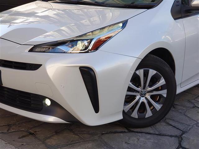 プリウス Aプレミアム 電動パワーシート 黒革シート AC100V アイドリングストップ機能 LEDライト 地デジフルセグ Rカメラ スマキー クルコン メモリナビ AC ETC キーレスエントリー イモビ アルミホイール(27枚目)