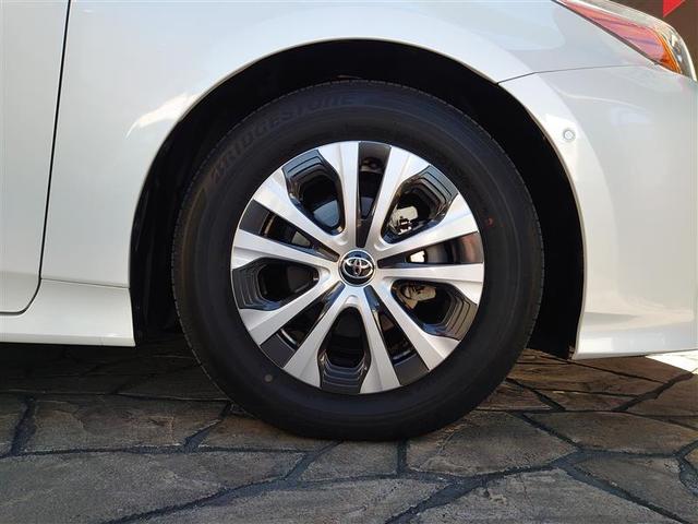 プリウス Aプレミアム 電動パワーシート 黒革シート AC100V アイドリングストップ機能 LEDライト 地デジフルセグ Rカメラ スマキー クルコン メモリナビ AC ETC キーレスエントリー イモビ アルミホイール(28枚目)