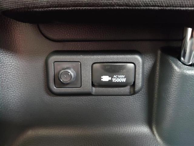 ヴォクシー ハイブリッドＳ－Ｚ　パワーウィンドウ　ＤＶＤ再生機能　インテリキー　横滑防止装置　地デジＴＶ　アクティブクルーズコントロール　１オナ　フルオートエアコン　リアカメラ　エアバッグ　ＡＢＳ　１００Ｖ充電　ナビＴＶ　ＷＡＣ（18枚目）