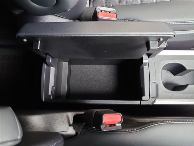 ヴォクシー ハイブリッドＳ－Ｚ　パワーウィンドウ　ＤＶＤ再生機能　インテリキー　横滑防止装置　地デジＴＶ　アクティブクルーズコントロール　１オナ　フルオートエアコン　リアカメラ　エアバッグ　ＡＢＳ　１００Ｖ充電　ナビＴＶ　ＷＡＣ（40枚目）