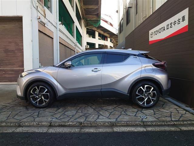 Ｃ－ＨＲ Ｇ　ＬＥＤエディション　ＡＣ１００Ｖ　プリクラッシュセーフティー　横滑り防止機能　Ｂカメ　地デジ　ＬＥＤヘッドライト　ドラレコ付き　盗難防止装置　ＡＡＣ　スマートキー　ＤＶＤ再生可　デュアルエアバッグ　キーフリー　ＡＢＳ（4枚目）