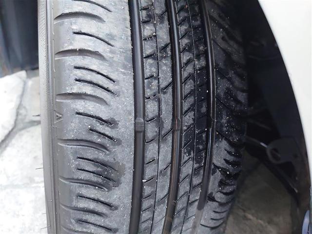 カローラツーリング ハイブリッド　Ｓ　インテリジェントクリアランスソナー　ドラレコ付き　Ｒカメラ　ＡＡＣ　ＬＥＤライト　メディアプレイヤー接続　１オーナー車　横滑防止装置　クルコン　ＥＴＣ車載器　ナビ＆ＴＶ　キーフリーシステム　イモビ（36枚目）