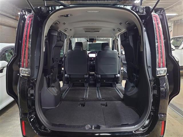 ノア ハイブリッドＸ　ＴＳＳ　両側電動ドア　Ｂカメラ　フルフラット　１オーナー　ＤＶＤ再生可　横滑り防止　エアバック　オートエアコン　リアクーラー　パワーウィンドウ　メモリ－ナビ　ＡＷ　ＬＥＤヘッド　クルコン　キーフリー（24枚目）